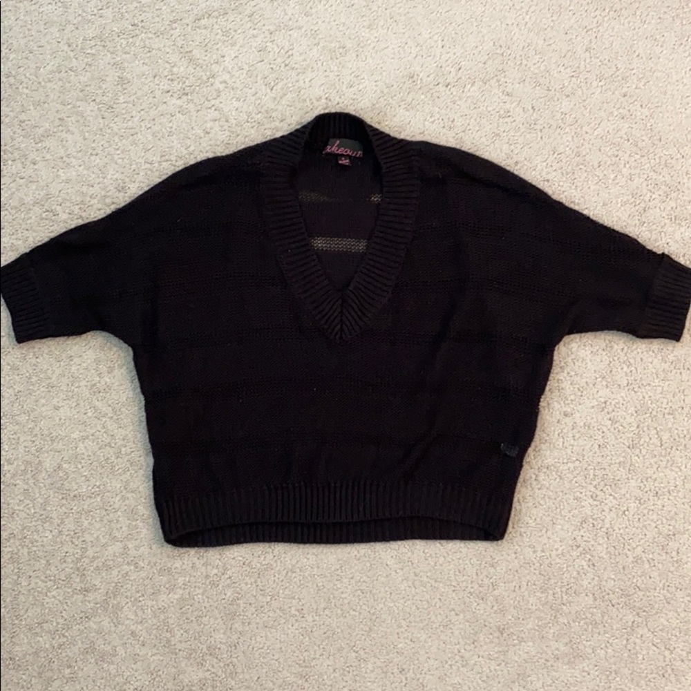 Women’s crop sweater